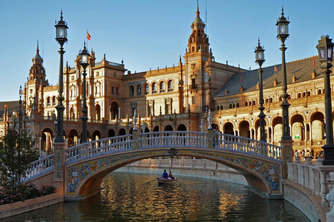 Casa Palacio El Condestable De Sevilla Exterior photo